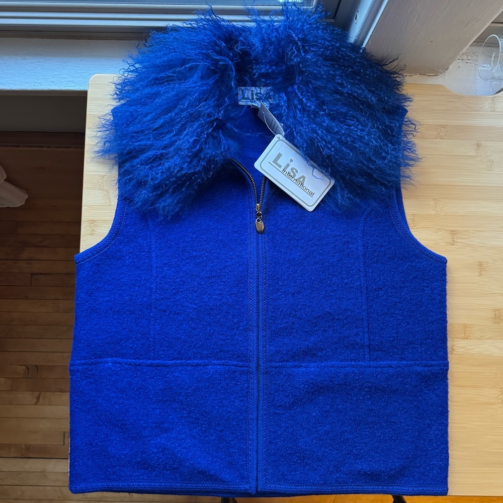 LISA INTERNATIONAL Wool Vest with Detachable Mongolian Lamb fur Collar